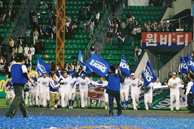 �O���E���h�����