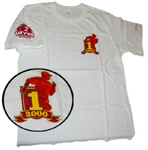チョンジュンホ(ウリ)選手2000試合出場記念Tシャツ
